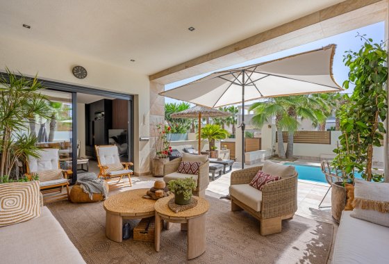 Resale - Villa - Benijofar