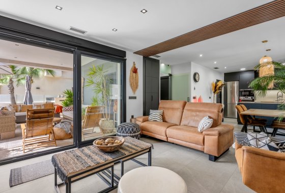 Resale - Villa - Benijofar