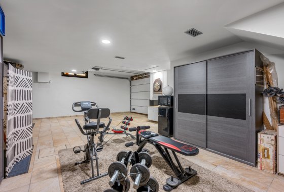 Resale - Villa - Benijofar