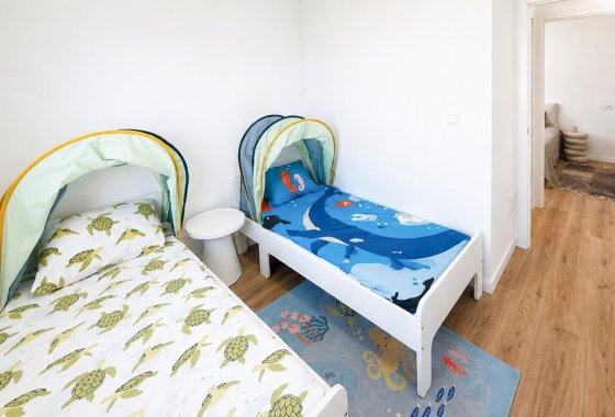 Újraértékesítés - Villa / ikerházfél - Orihuela Costa - Los Altos