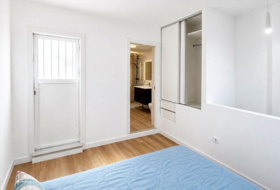 Újraértékesítés - Villa / ikerházfél - Orihuela Costa - Los Altos