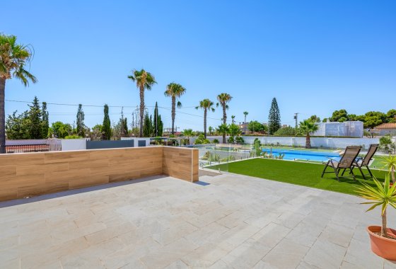 Перепродажа - Finca - Los Montesinos - La herrada