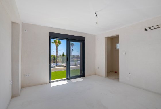 Перепродажа - Finca - Los Montesinos - La herrada