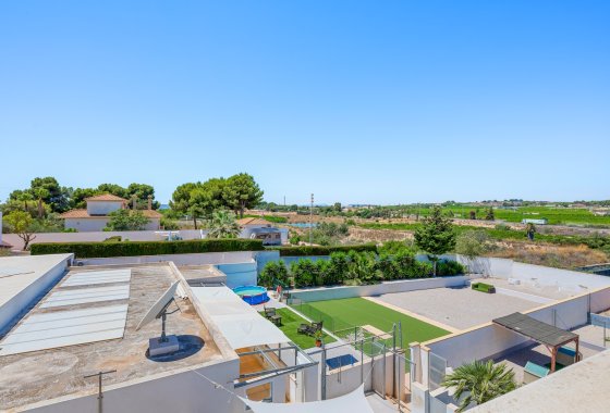 Перепродажа - Finca - Los Montesinos - La herrada