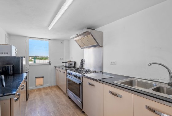 Перепродажа - Finca - Los Montesinos - La herrada