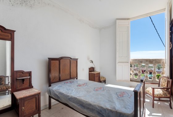 Újraértékesítés - finca - Orihuela