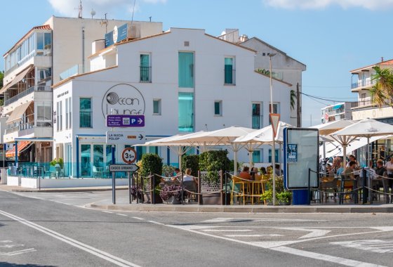 Újraértékesítés - Apartman - Altea