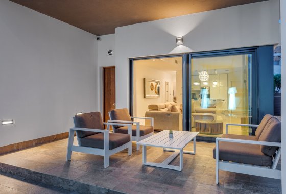 Resale - Villa - Orihuela Costa