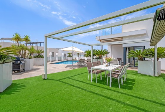 Resale - Villa - Orihuela Costa