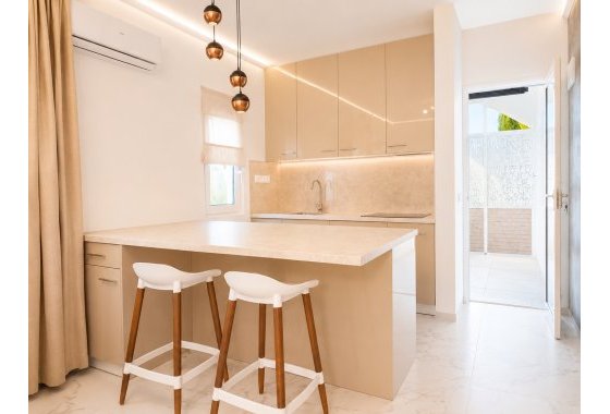 Reventa - Apartamento  - Torrevieja