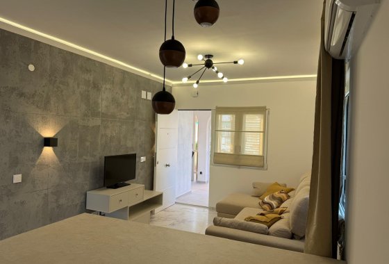 Reventa - Apartamento  - Torrevieja