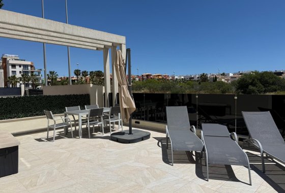 Herverkoop - Villa - Orihuela Costa
