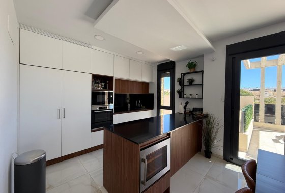 Herverkoop - Villa - Orihuela Costa