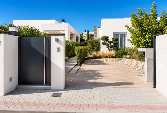 Újraértékesítés - Villa - Algorfa