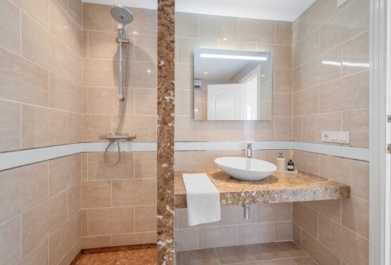 Újraértékesítés - Villa / ikerházfél - Ciudad Quesada - Ciudad Quesada - Rojales