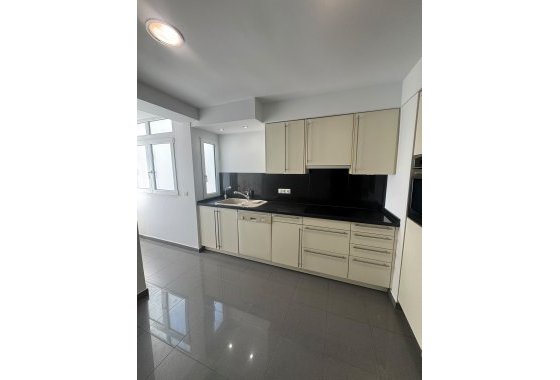 Wiederverkauf - Wohnung - Torrevieja