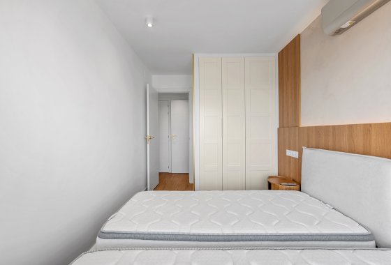 Herverkoop - Appartement  - Torrevieja - Punta Prima