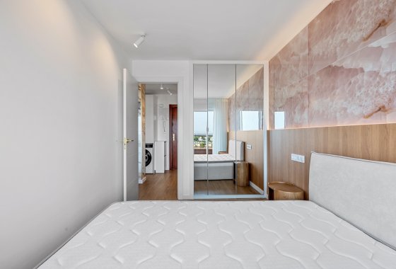 Herverkoop - Appartement  - Torrevieja - Punta Prima