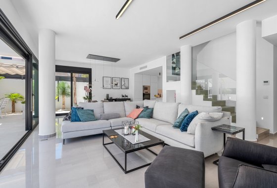 Herverkoop - Villa - Guardamar del Segura