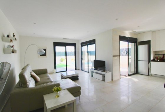 Obra nueva - Villa - Pinoso