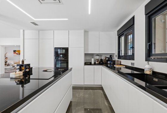 Herverkoop - Villa - San Juan Alicante - Frank Espinós