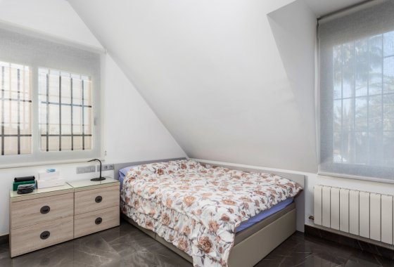Herverkoop - Villa - San Juan Alicante - Frank Espinós