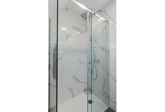 Herverkoop - Villa - San Juan Alicante - Frank Espinós