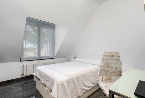 Herverkoop - Villa - San Juan Alicante - Frank Espinós