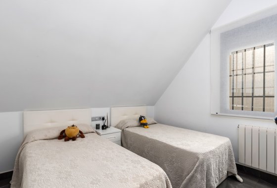 Herverkoop - Villa - San Juan Alicante - Frank Espinós
