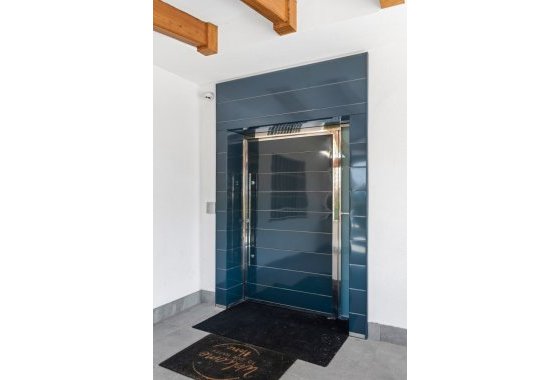 Herverkoop - Villa - San Juan Alicante - Frank Espinós