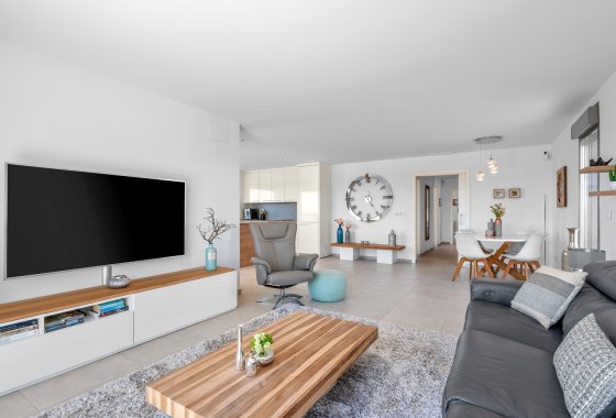 Resale - Villa - La Marina