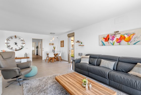 Resale - Villa - La Marina