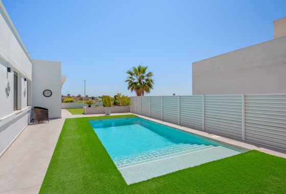 Resale - Villa - La Marina