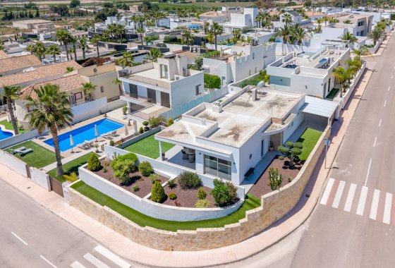 Resale - Villa - La Marina