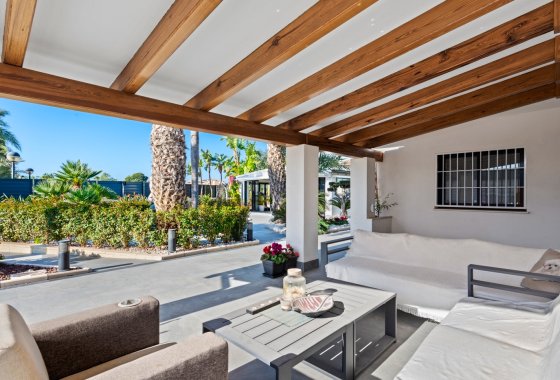 Herverkoop - Villa - San Juan Alicante - Frank Espinós