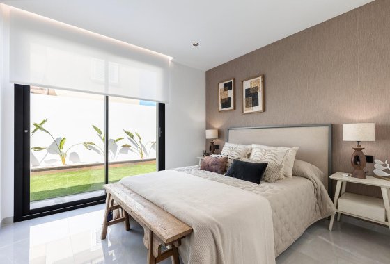 Новое здание - Villa - Torrevieja - Los Balcones