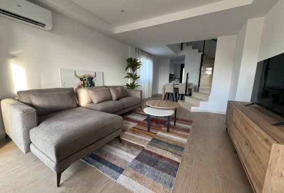 New Build - Villa / ikerházfél - La Union - centro