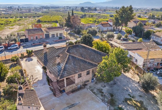 Újraértékesítés - Finca - Beniel - Carretera de Beniel