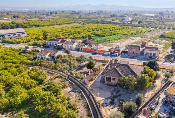 Újraértékesítés - Finca - Beniel - Carretera de Beniel