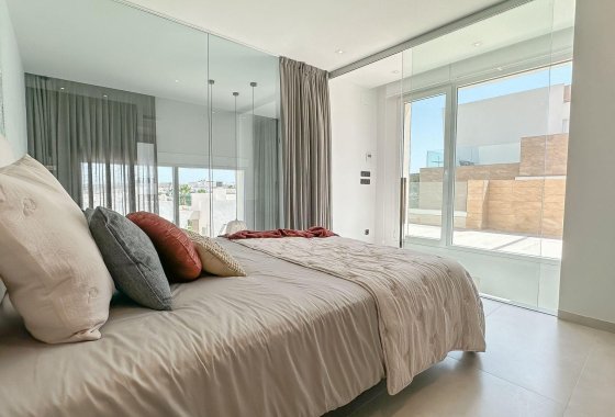 Новое здание - Villa - Algorfa - La Finca Golf