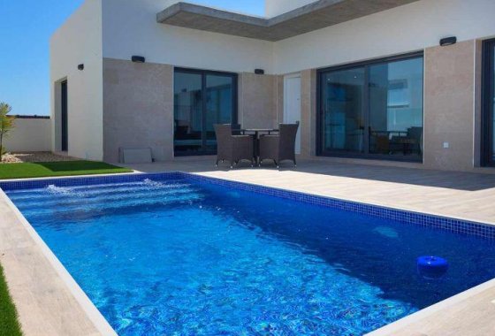 Новое здание - Villa - Daya Nueva - Centro