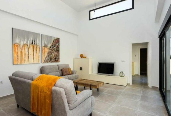 Новое здание - Villa - Daya Nueva - Centro