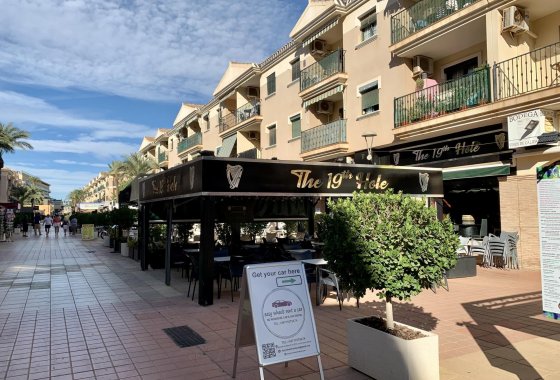 Новое здание - Villa - Los Alcázares