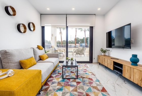 Новое здание - Villa - Ciudad Quesada - Lo Marabú
