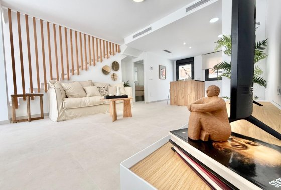 New Build - Villa / ikerházfél - Cox - San Fernando