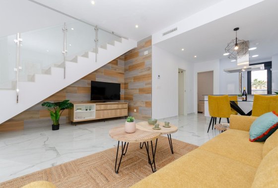 Новое здание - Villa - Torrevieja - Torretas