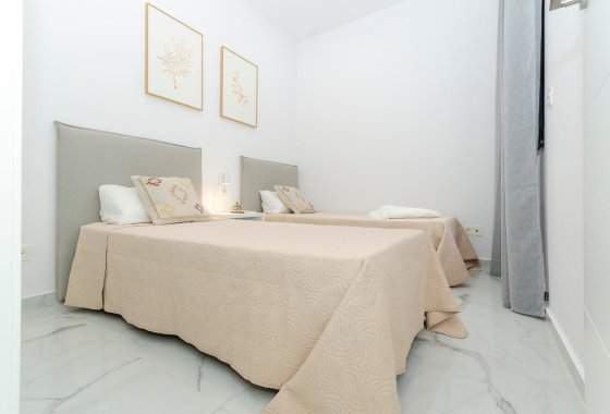 Новое здание - Villa - Torrevieja - Torretas