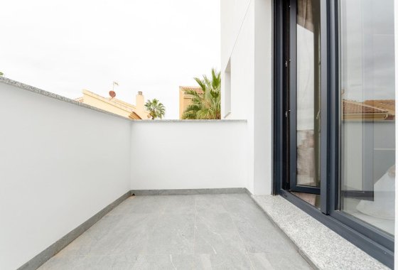 Новое здание - Villa - Torrevieja - Torretas