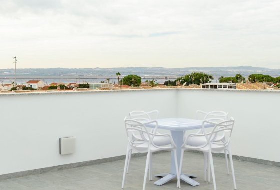 Новое здание - Villa - Torrevieja - Torretas