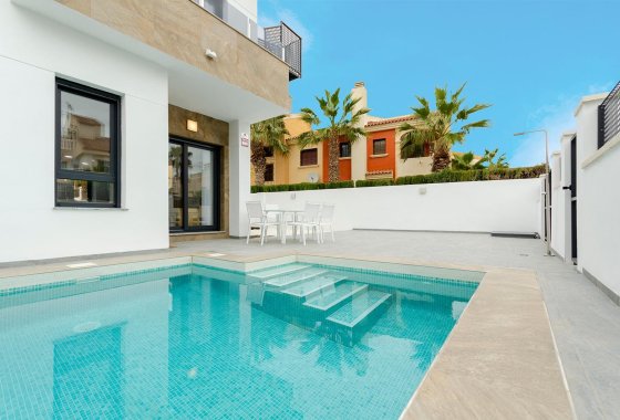 Новое здание - Villa - Torrevieja - Torretas